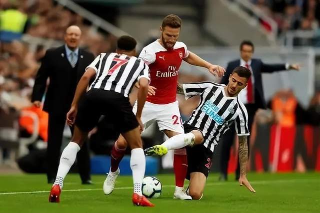 意甲-巴雷拉小图拉姆破门 国际米兰6-0拉齐奥