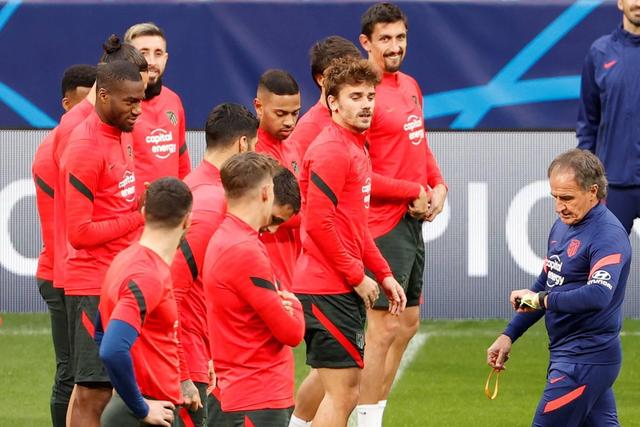 英超-萨拉赫造4球迪亚斯双响 利物浦6-3热刺